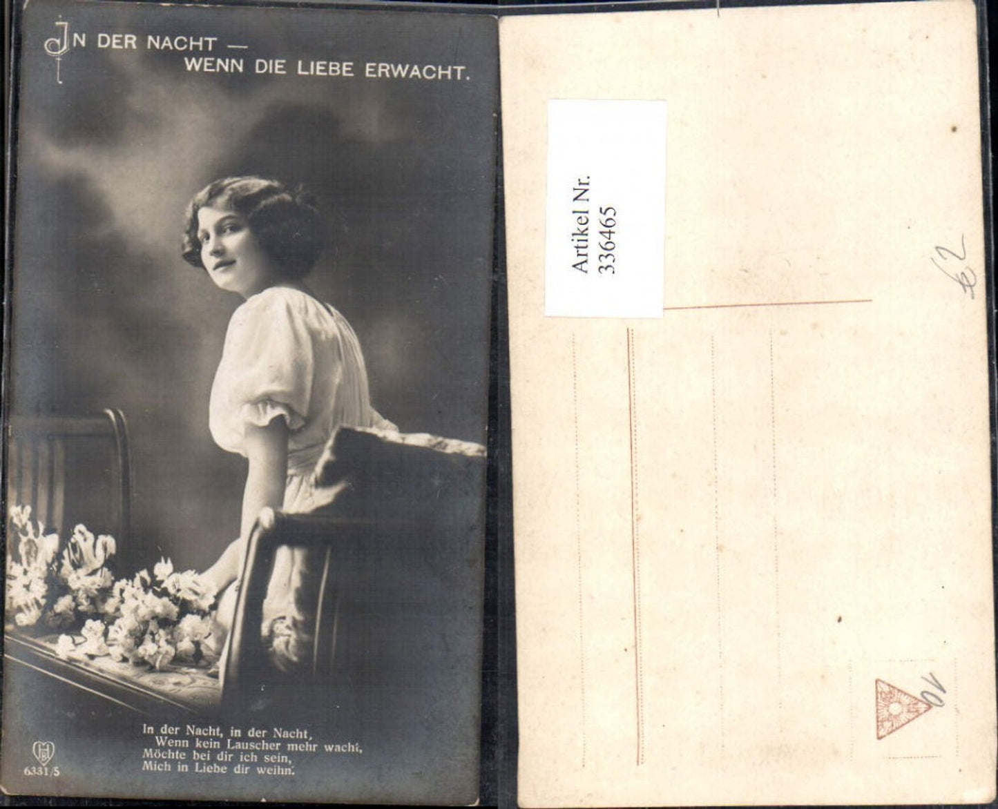 336465,Frau m. Blumenstrauß Blumen a. Bank sitzend Spruch Liebe