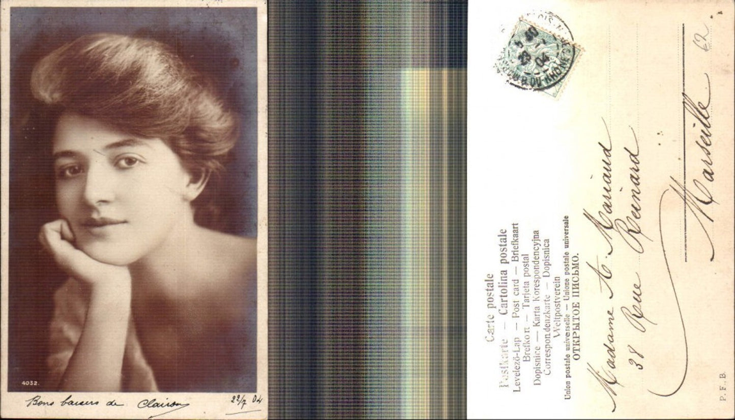 336486,Frau Portrait Kinn a. Hand gestützt