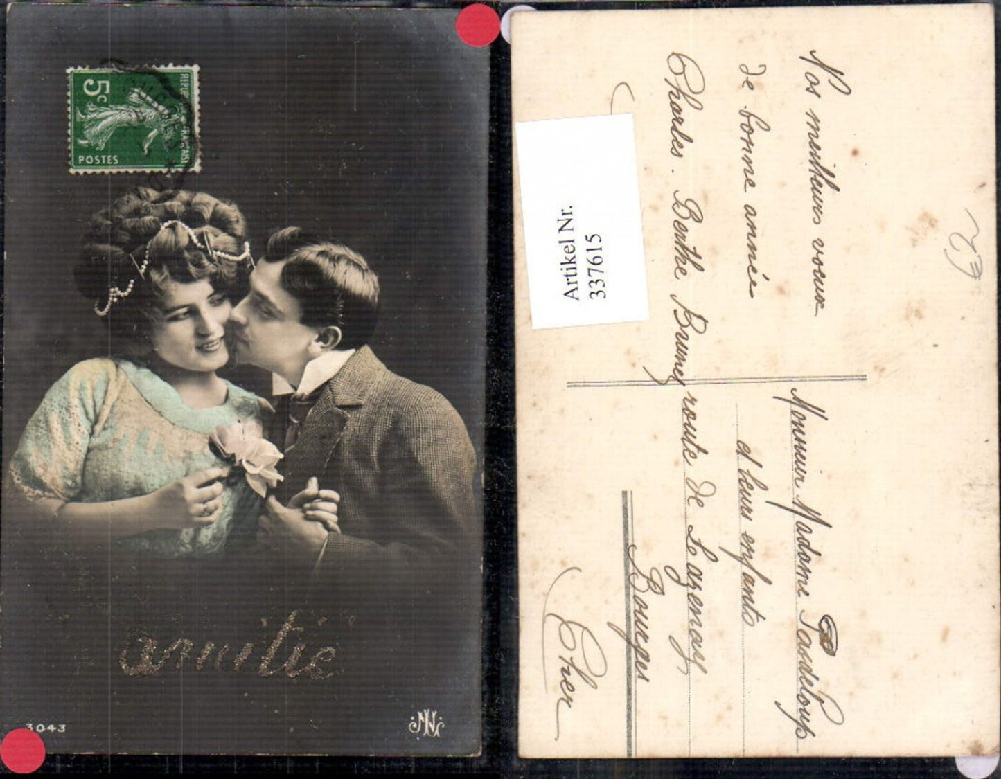 337615,Foto Ak Liebe Paar Kuss a. Wange Rose Glitzerschrift