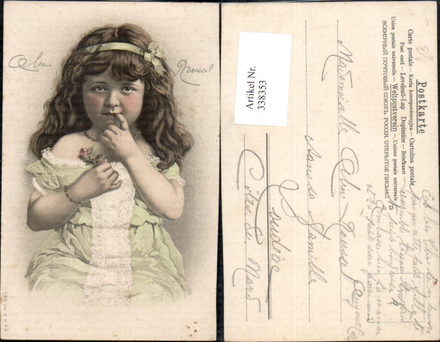 338353,Künstler Ak Kind Mädchen Haarschleife Rose Blumen