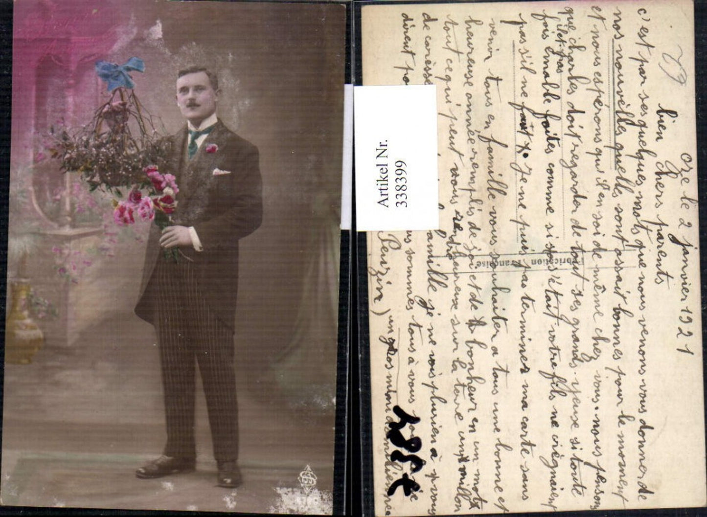 338399, Man in suit, mistletoe flowers, Bonne Anne
