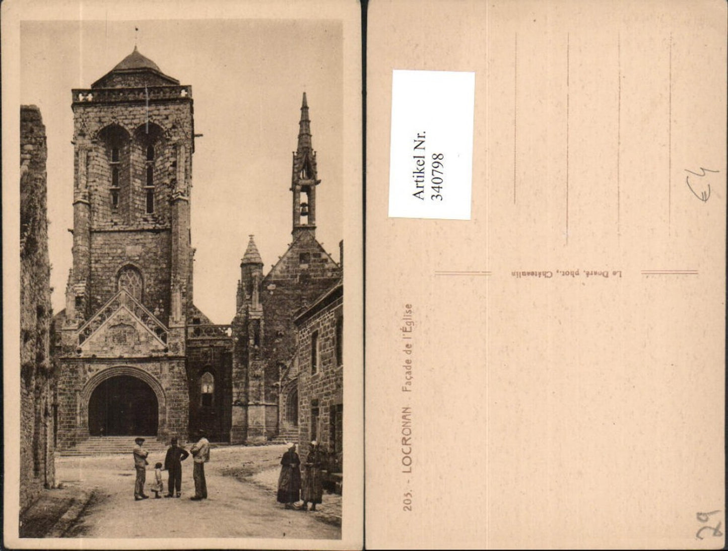 340798,Bretagne Finistere Locronan Facade de l'Eglise Kirche