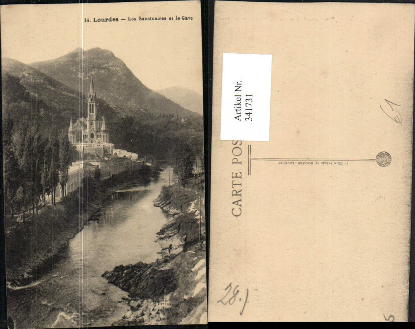 341731,Midi-Pyrenees Hautes-Pyrenees Lourdes Les Sanctuaires et le Gave Kirche Fluss