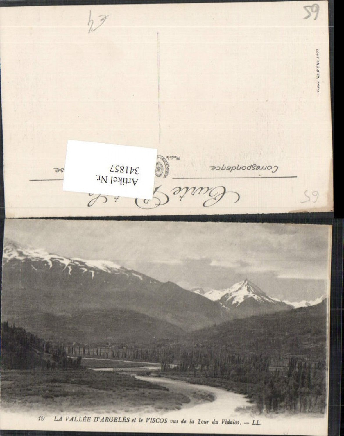 341857,Midi-Pyrenees Hautes-Pyrenees Vallee Argeles et le Viscos vus Tour du Vidalos Bergkulisse