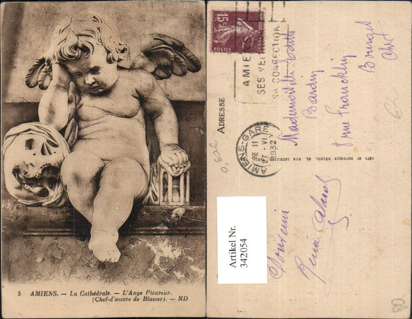 342054,Picardie Somme Amiens La Cathedrale Ange Pleureur Engel Figur Totenkopf