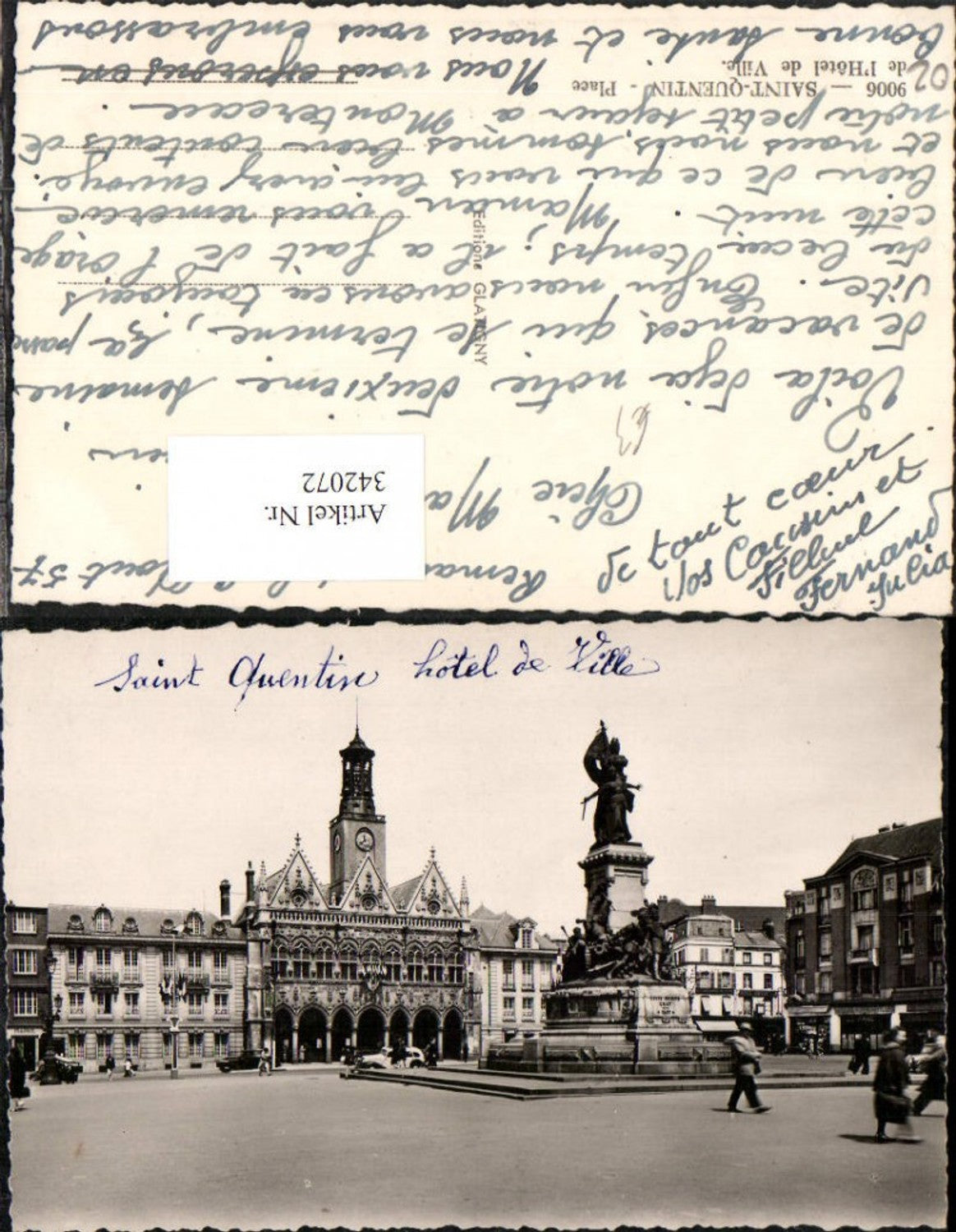 342072,Picardie Aisne Saint-Quentin Place de l'Hotel de Ville Rathaus Brunnen