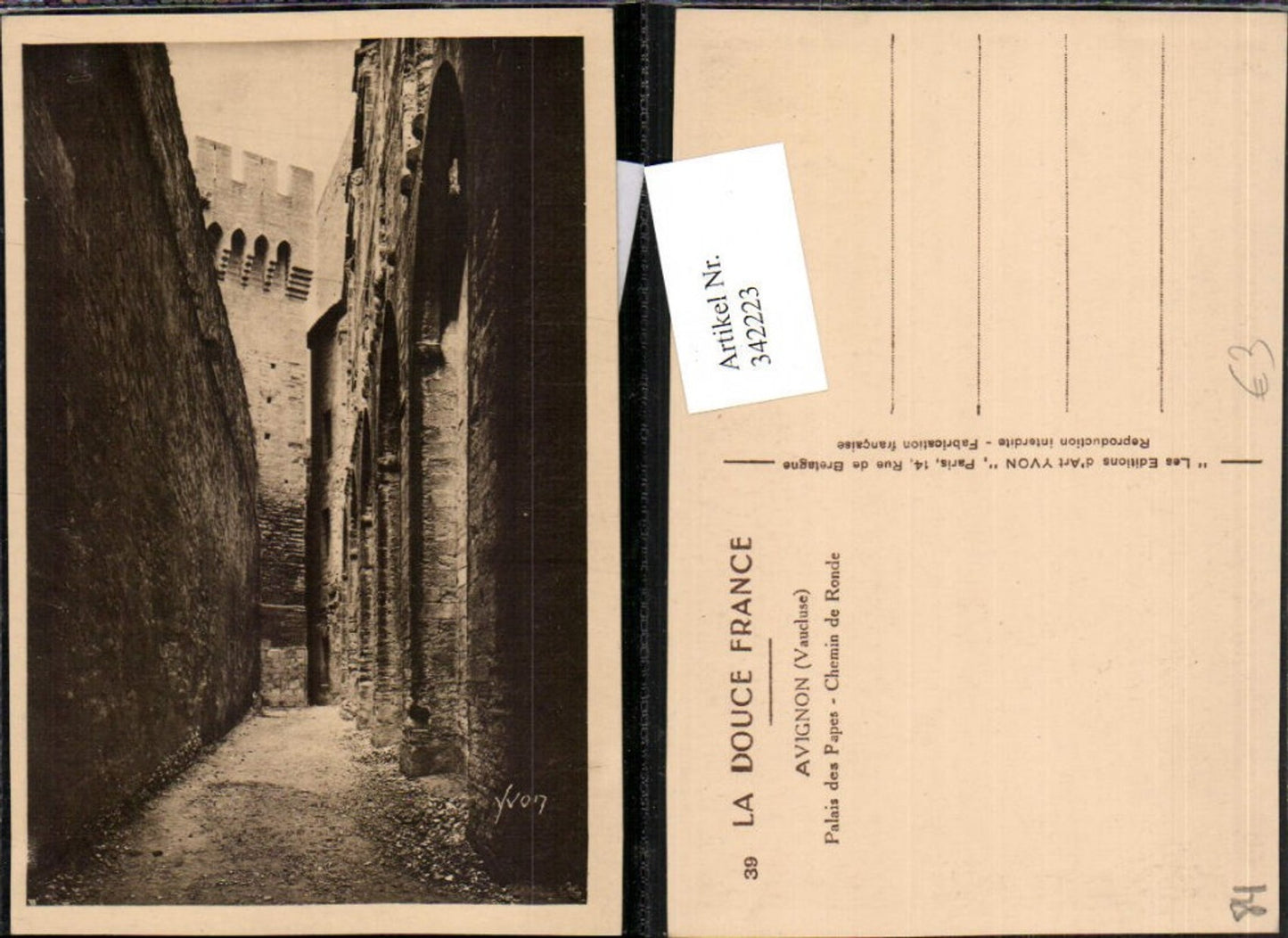 342223,Provence-Alpes-Cote-Azur Vaucluse Avignon Palais des Papes Chemin de Ronde Motiv
