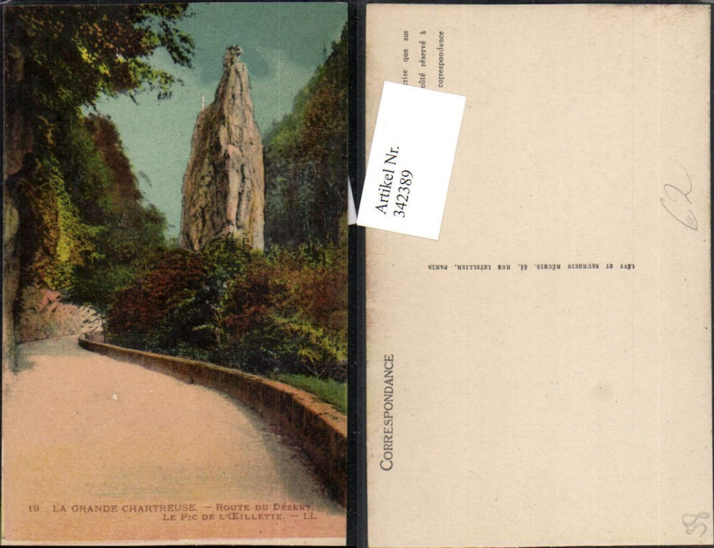 342389,Rhone-Alpes Isere La Grande Chartreuse Route du Desert Le Pic de l'Oeillette Felsen