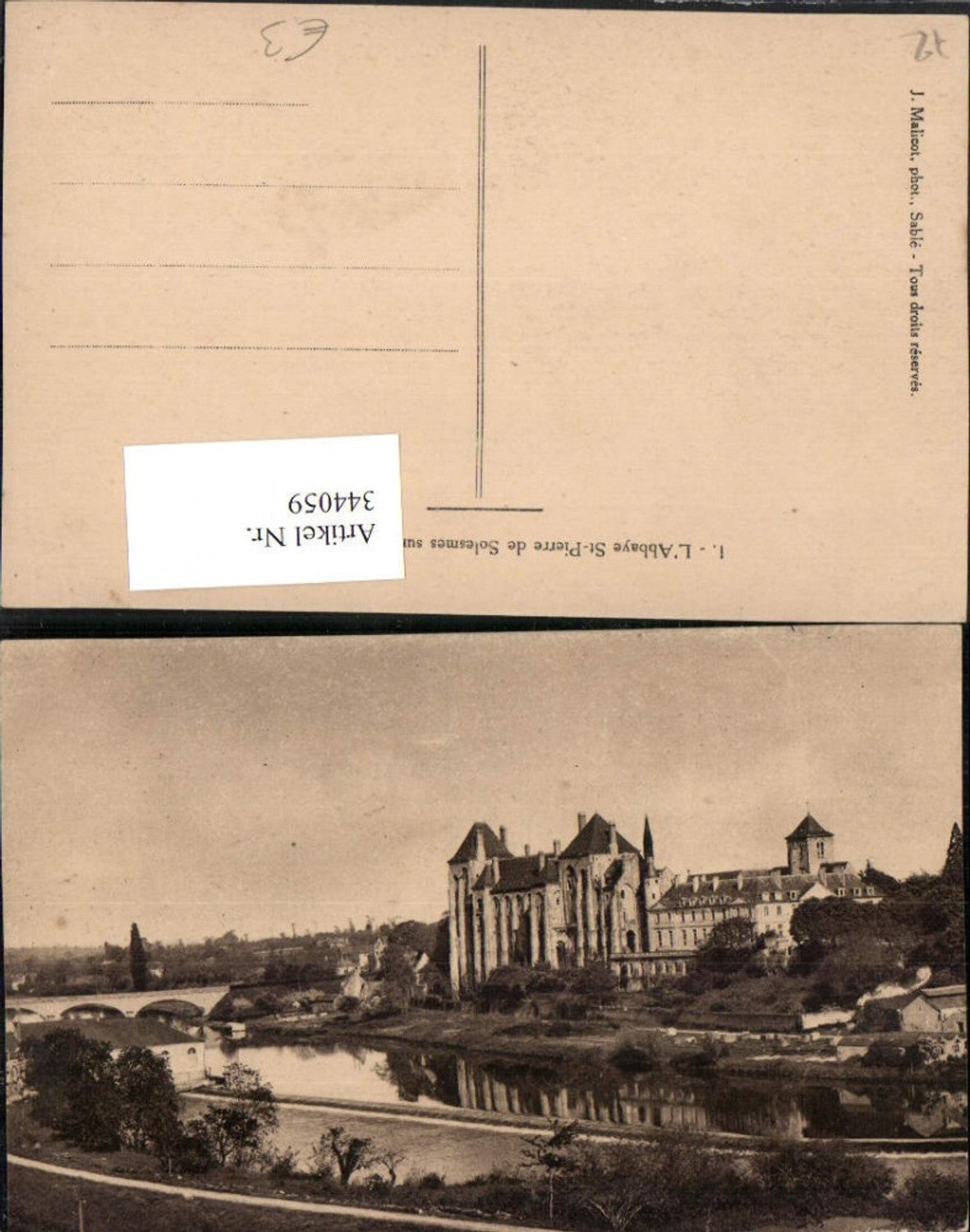 344059,Pays de la Loire Sarthe Abbaye St-Pierre de Solesmes sur le bord de la Sarthe Kloster