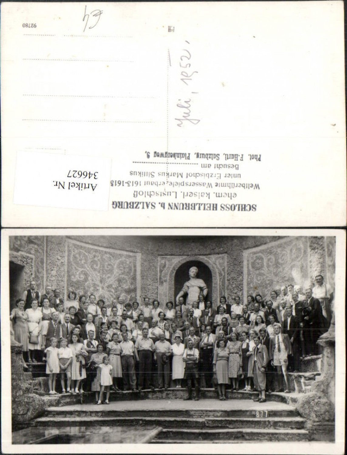 346627,Foto AK Salzburg Schloss Hellbrunn Wasserspiele Gruppenbild 1952