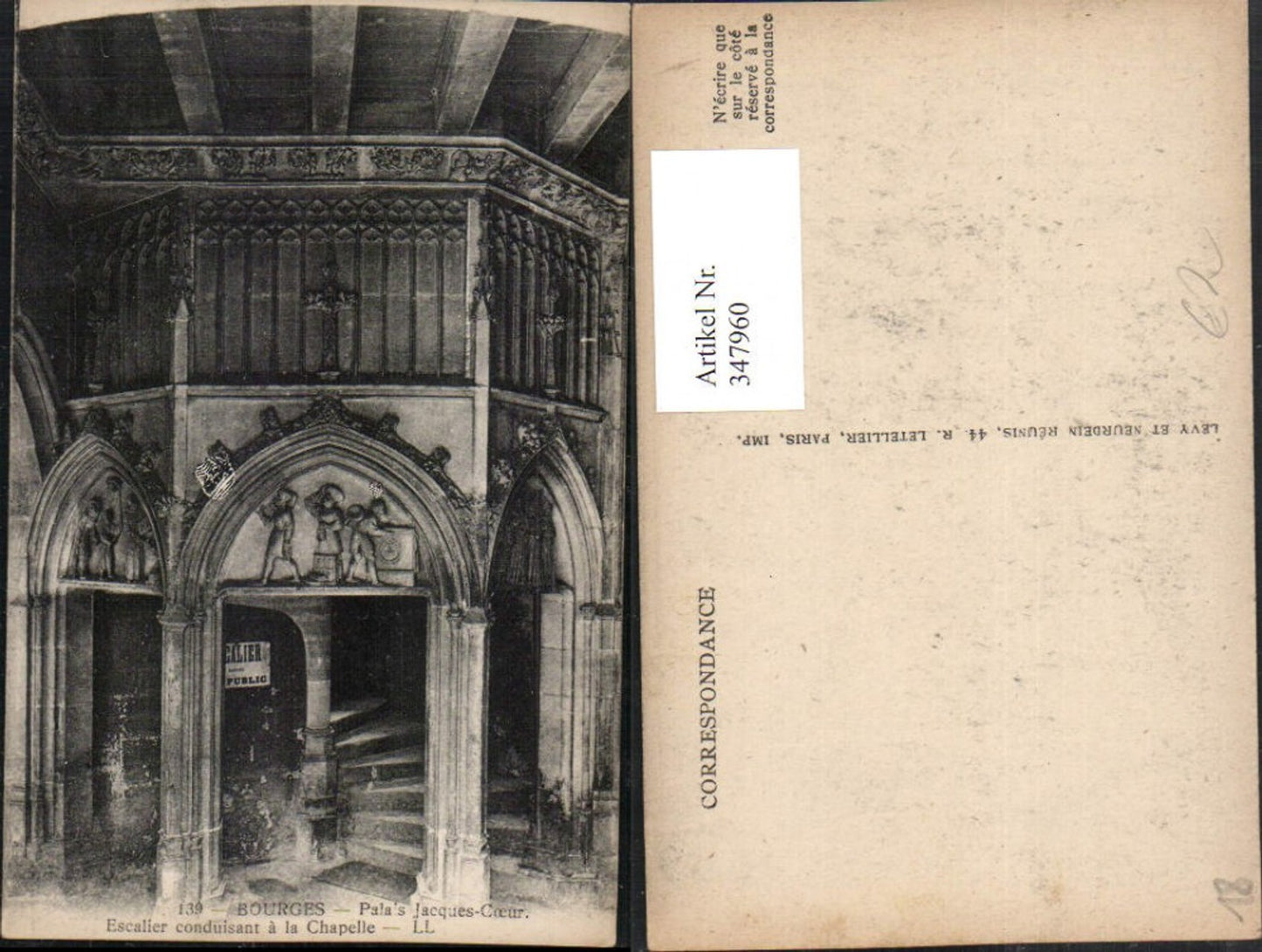 347960,Centre Cher Bourges Palais Jacques Coeur Escalier conduisant a la Chapelle Wendeltreppe