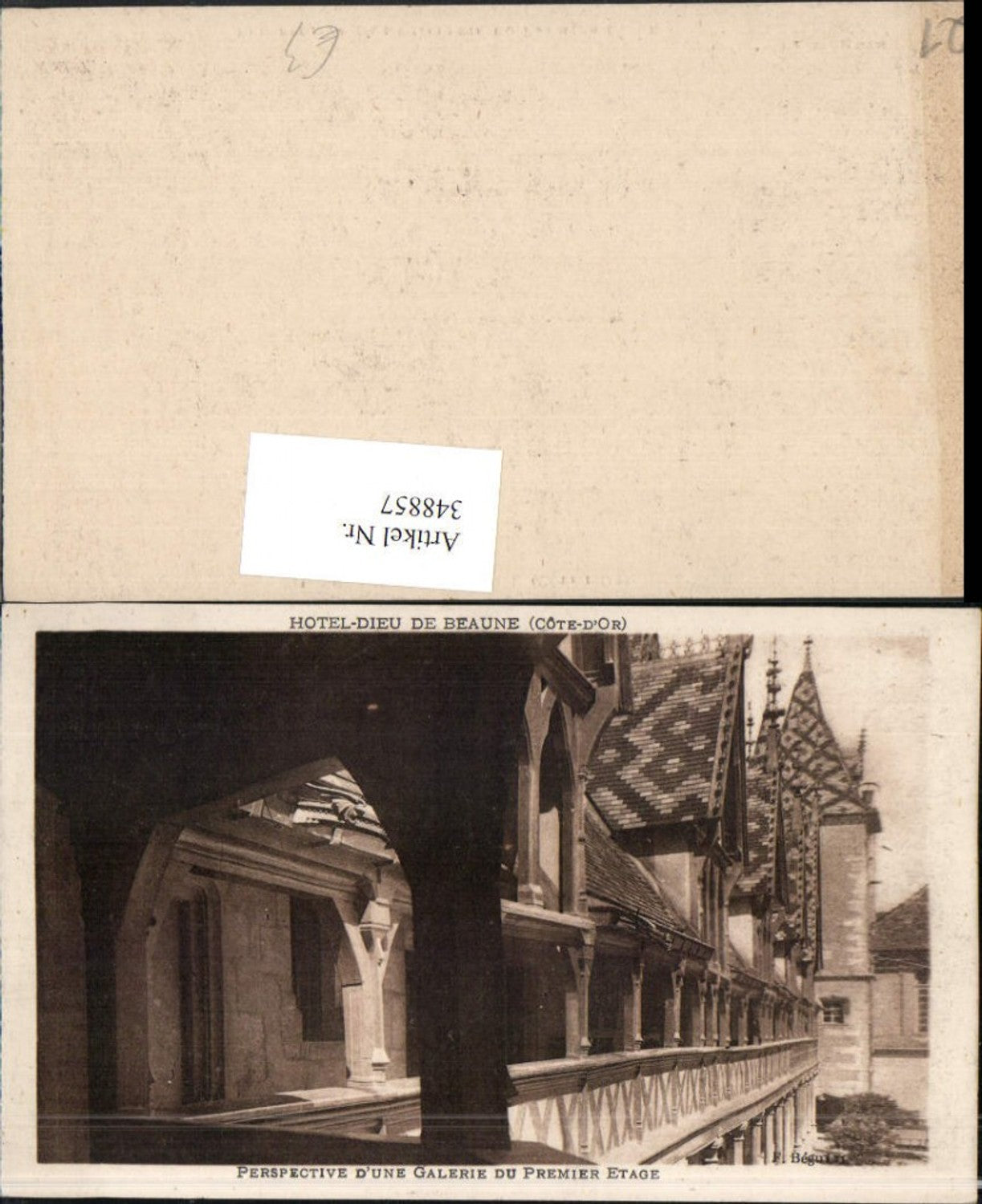 348857,Burgund Cote-Or Beaune Hotel-Dieu Perspective d#une Galerie du Premier Etage