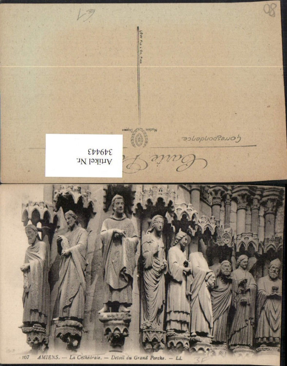 349443,Picardie Somme Amiens La Cathedrale Detail du Grand Porche Statuen