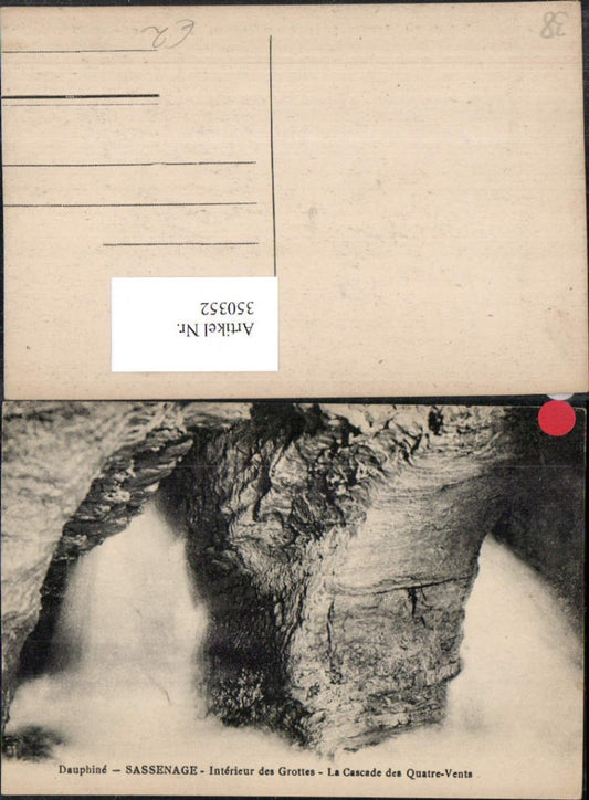 350352,Rhone-Alpes Isere Dauphine Sassenage Interieur des Grottes Cascade Quatre-Vents