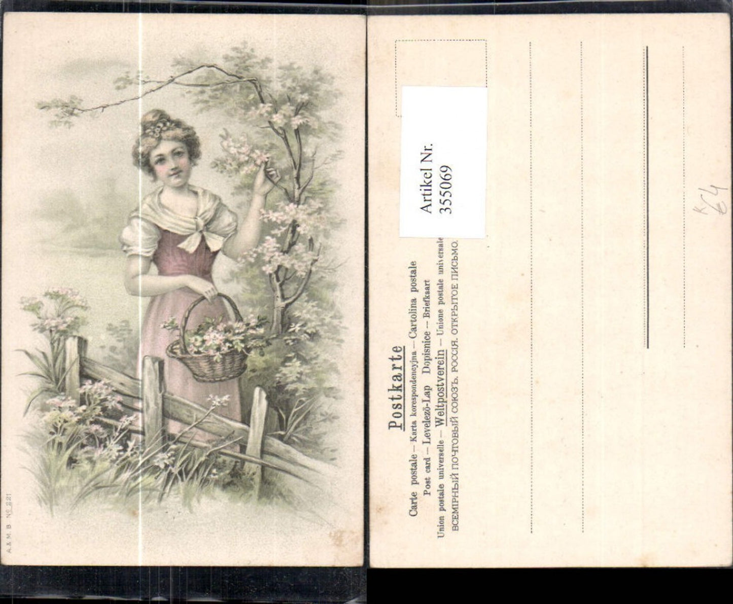 355069,Künstler Ak Frau Kleid Korb m. Blumen Holzzaun