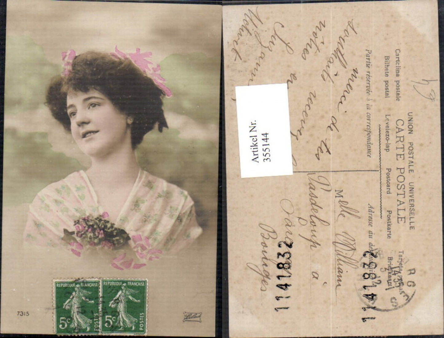 355144,Frau Rosen i. Haar Blumen a. Kleid