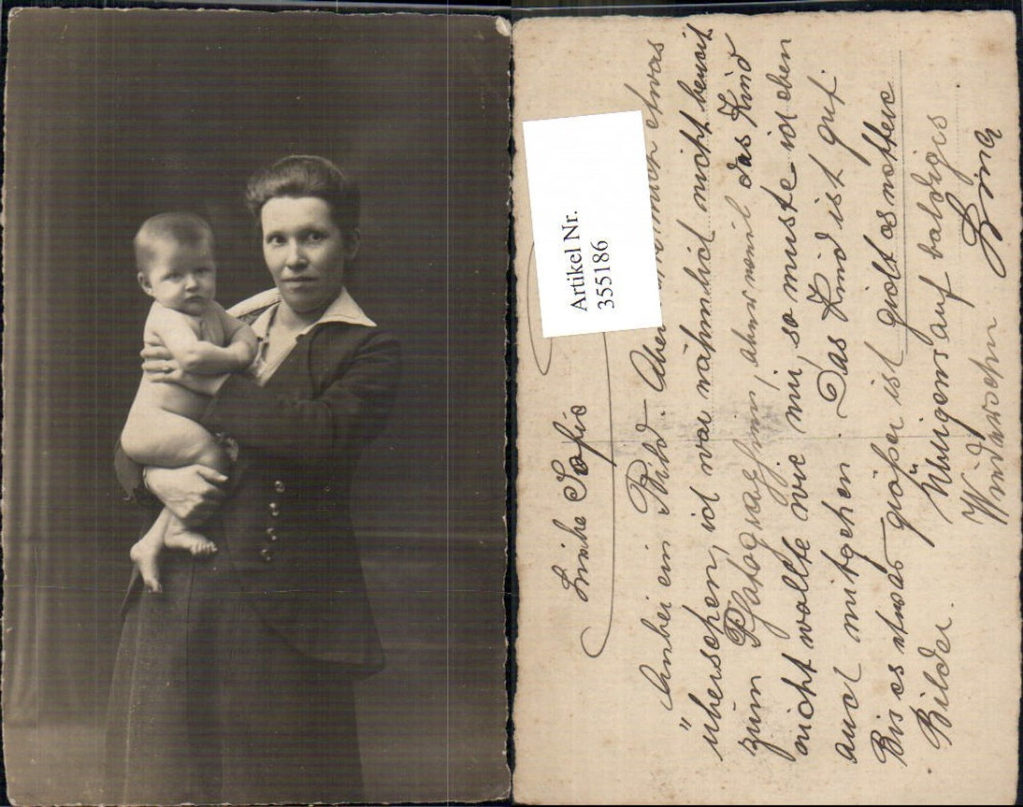 355186,Foto Ak Frau als Mutter Nacktes Kleinkind Baby a. Arm Portrait