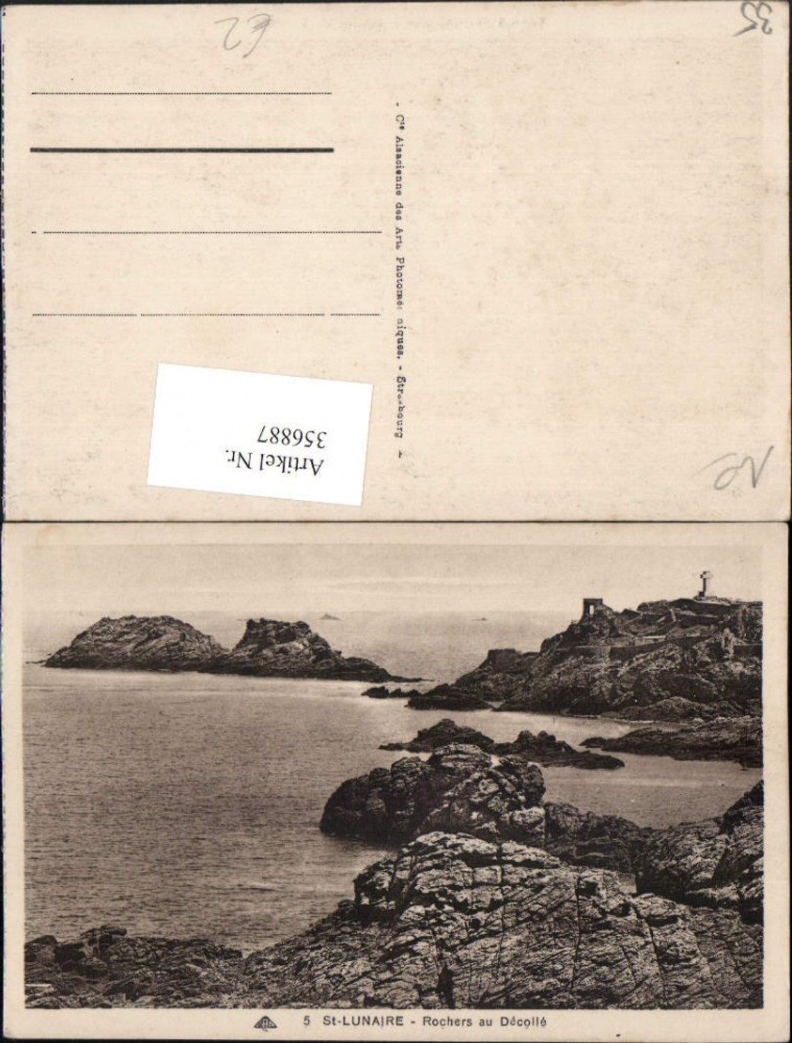 356887,Bretagne Ille-et-Vilaine St-Lunaire Rochers au Decolle Felsenküste