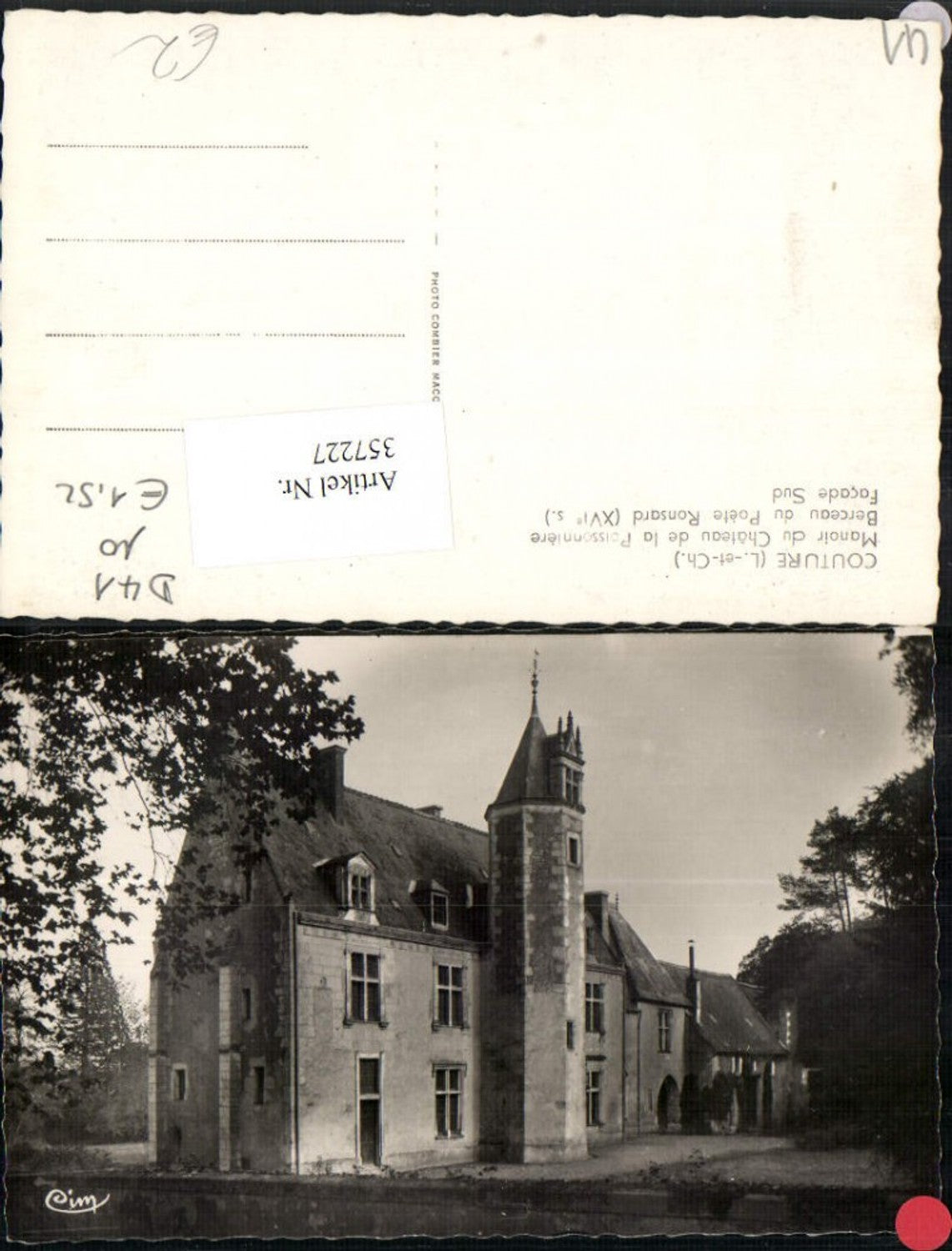 357227,Centre Loire-et-Cher Couture Manoir du Chateau de la Poissonniere Schloss