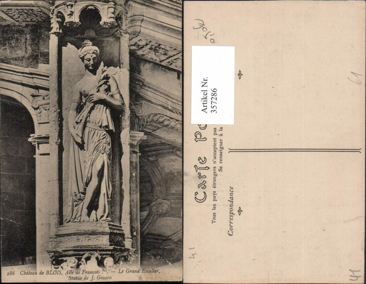 357286,Centre Loire-et-Cher Blois Chateau Aile de Francois Grand Escalier Statue J. Goujon