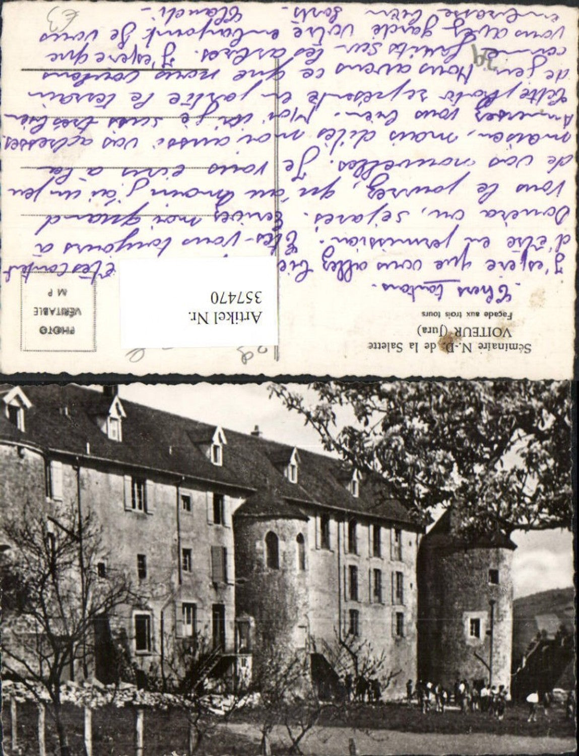 357470,Franche-Comte Jura Voiteur Facade aux trois tours Schloss