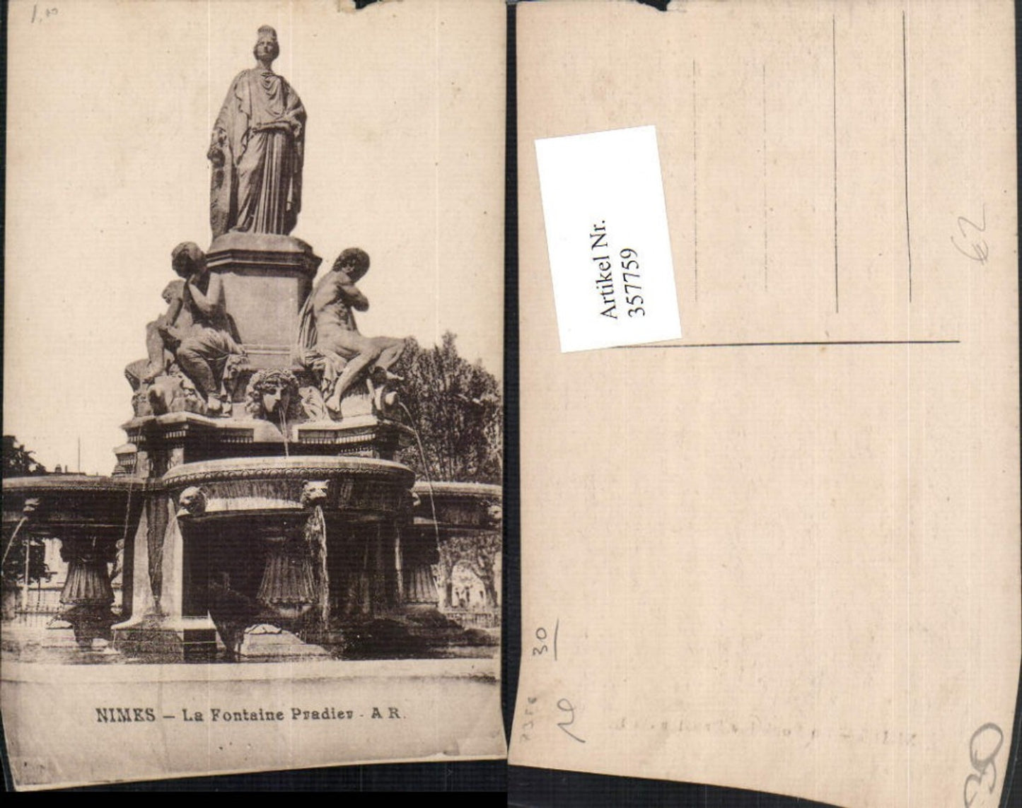 357759.Languedoc-Roussillon Gard Nimes La Fontaine Pradier Brunnen