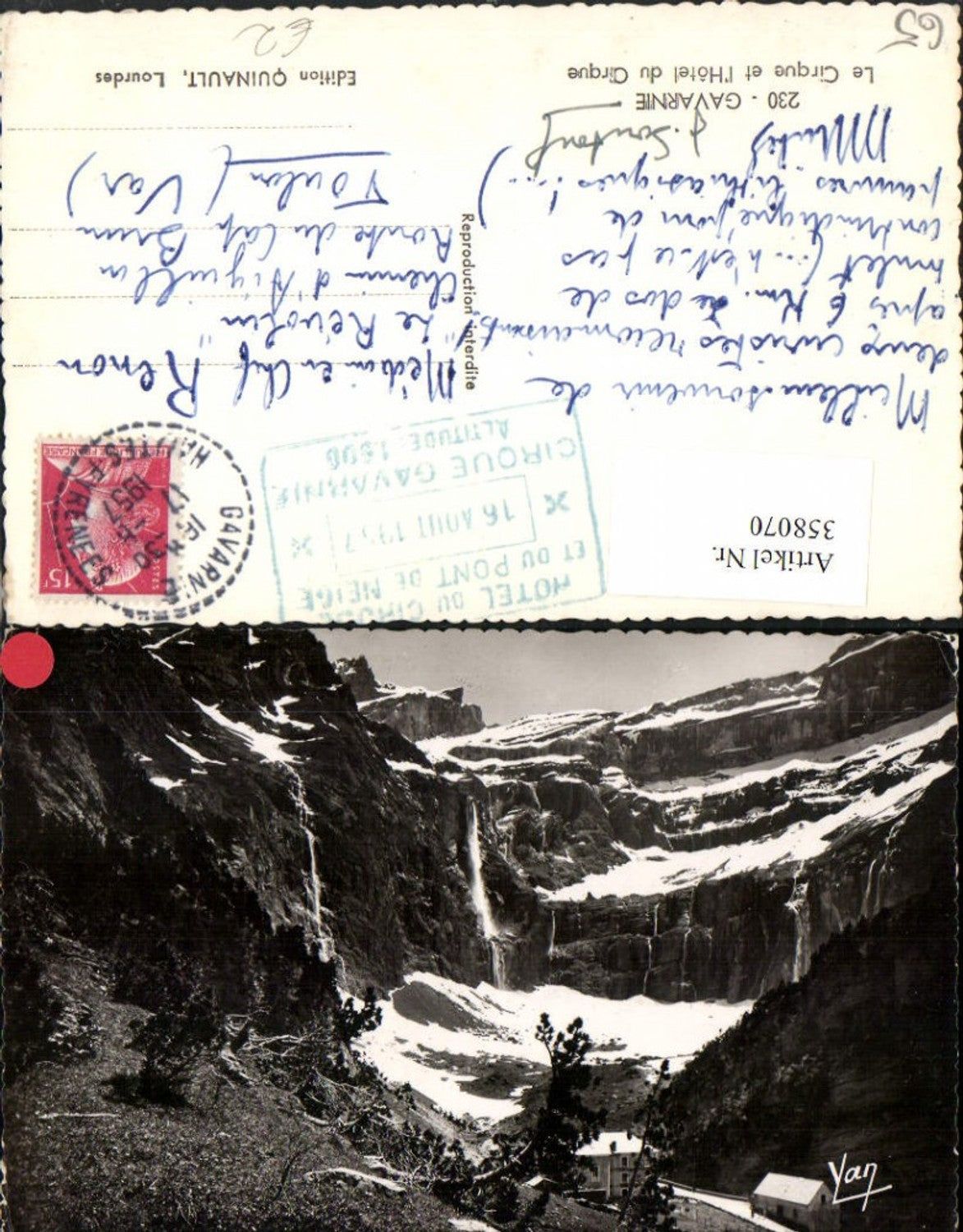 358070,Midi-Pyrenees Hautes-Pyrenees Gavarnie Le Cirque et l'Hotel du Cirque Wasserfall
