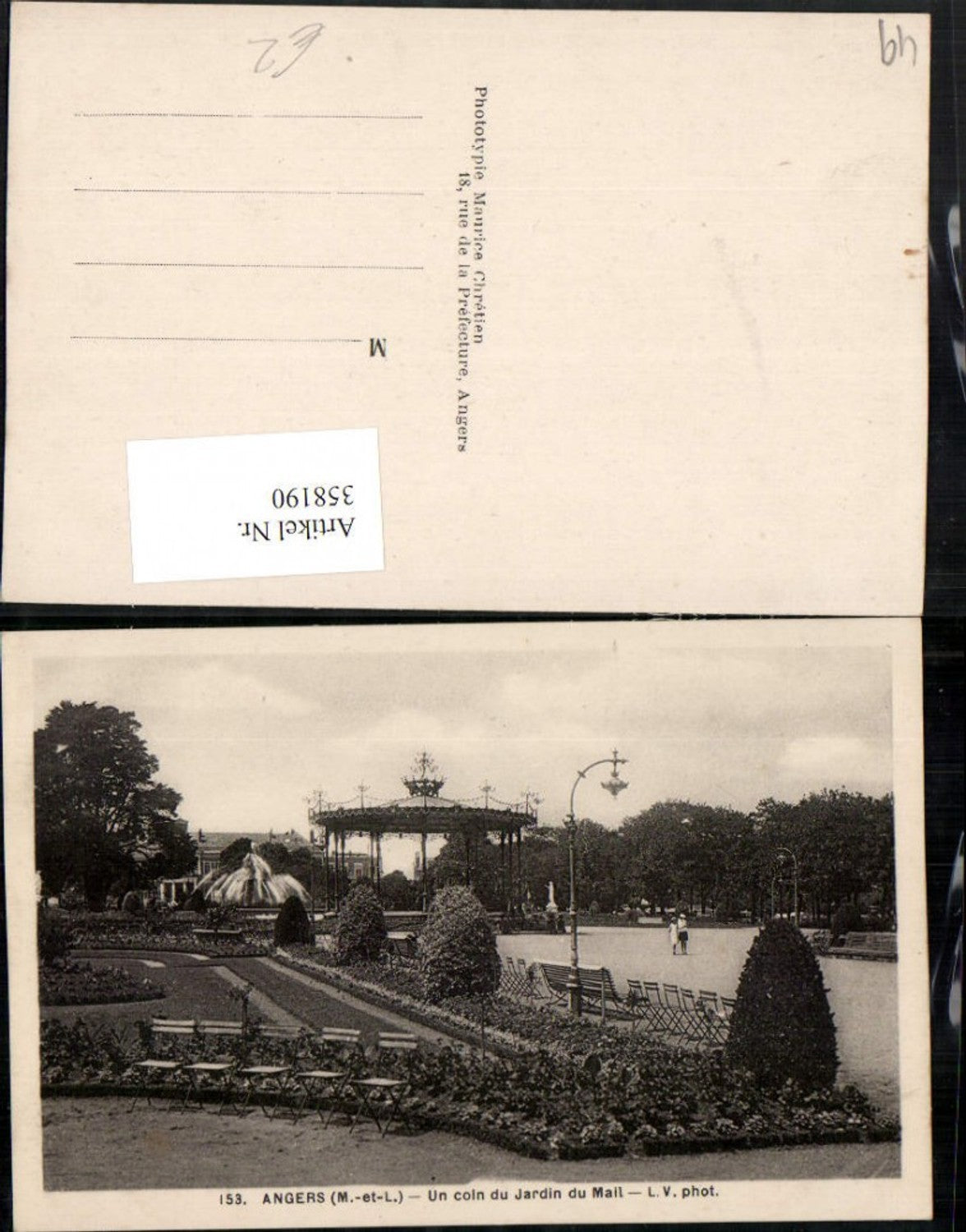 358190,Pays de la Loire Maine-et-Loire Angers Un coin du Jardin du Mail Pavillon
