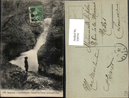 358751,Rhone-Alpes Isere Dauphine Sassenage Cascade du Furon Le Gouffre Bleu Wasserfall