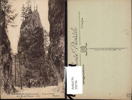 358756,Rhone-Alpes Isere Grande Chartreuse Route du Desert et le Pic de Oeillette Felsen