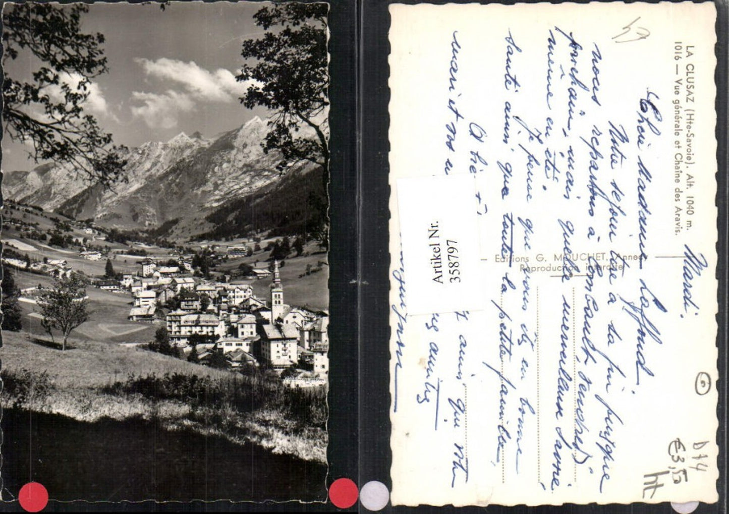 358797,Rhone-Alpes Haute-Savoie La Clusaz Vue generale et Chaine Aravis Totale Bergkulisse