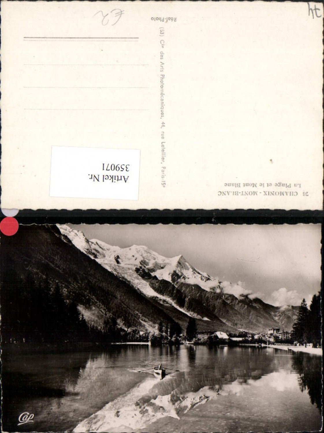 359071,Rhone-Alpes Haute-Savoie Chamonix-Mont-Blanc Plage et le Mont-Blanc Bergkulisse
