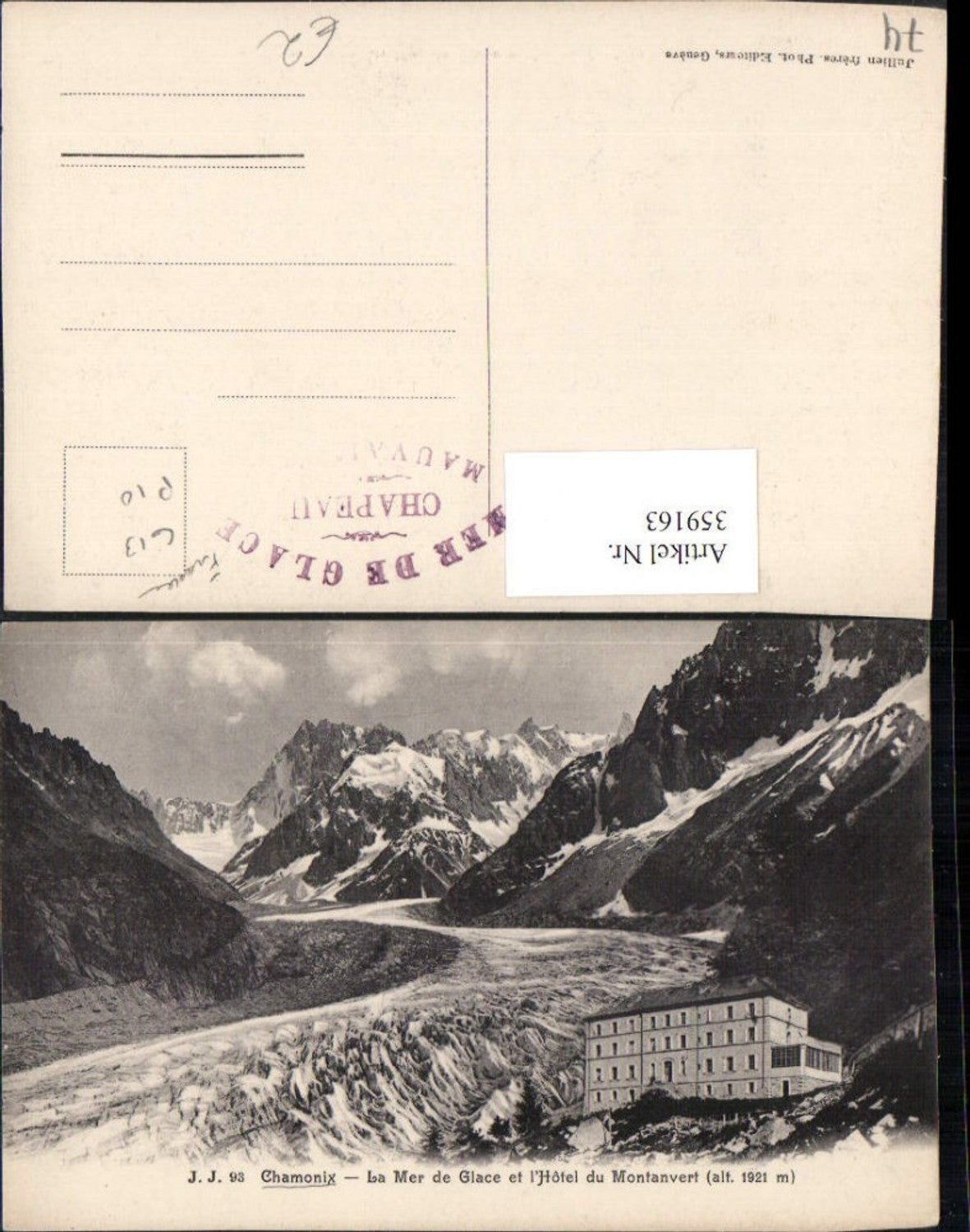 359163,Rhone-Alpes Haute-Savoie Chamonix Mer de Glace et Hotel Montanvert Bergkulisse
