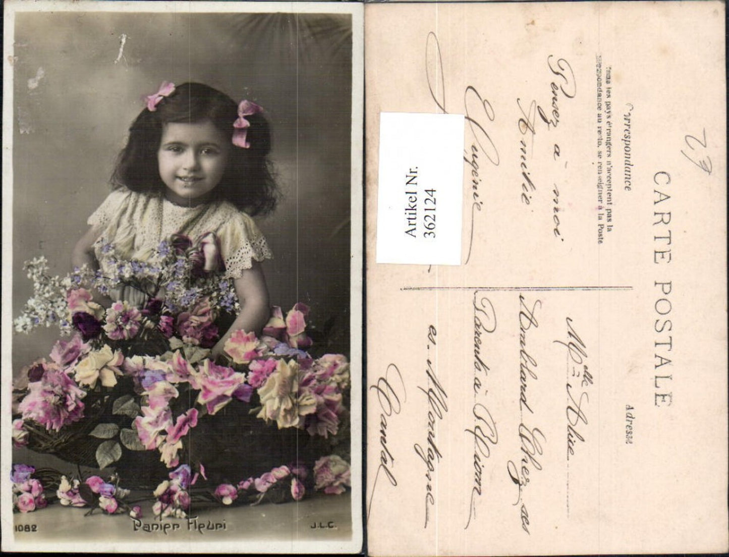 362124,Kind Mädchen Haarschleife Korb Bunte Blumen Rosen Panier Fleuri