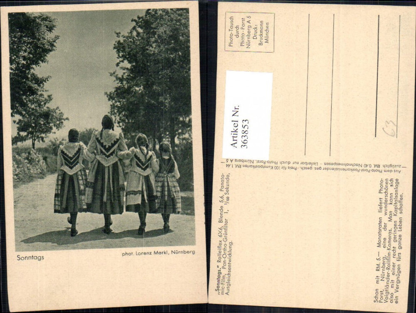 363853,Kind Sonntags Mädchen Rückenansicht Tracht