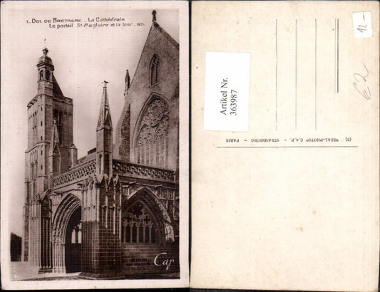 363987,Kirche Dol de Bretagne La Cathedrale Le portail St Magloire et la tour