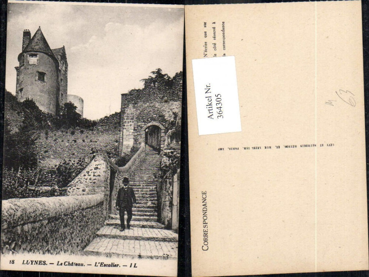 364305,Luynes Le Chateau L Escalier