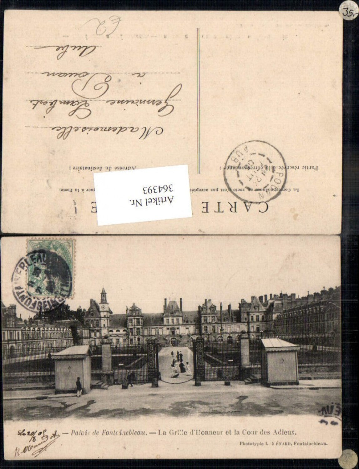 364393,Schloss Palais de Fontainebleau La Grille d Honneur et la Coar des Adieux