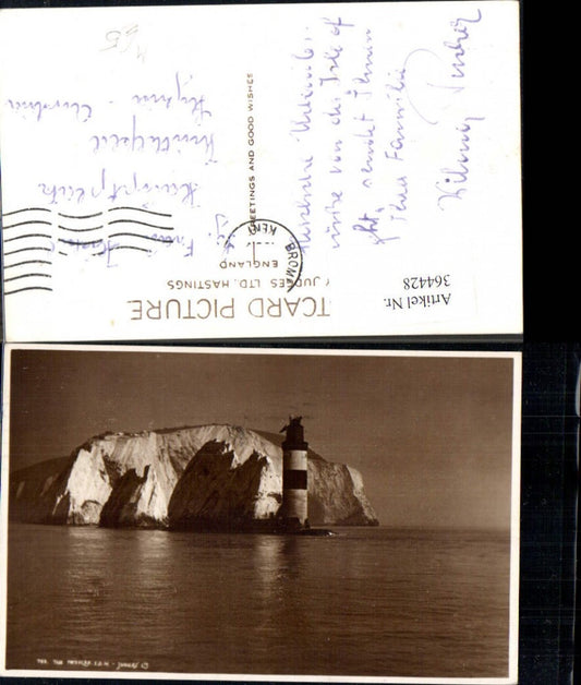 364428,Leuchtturm The Needles Felsküste i. Hintergrund