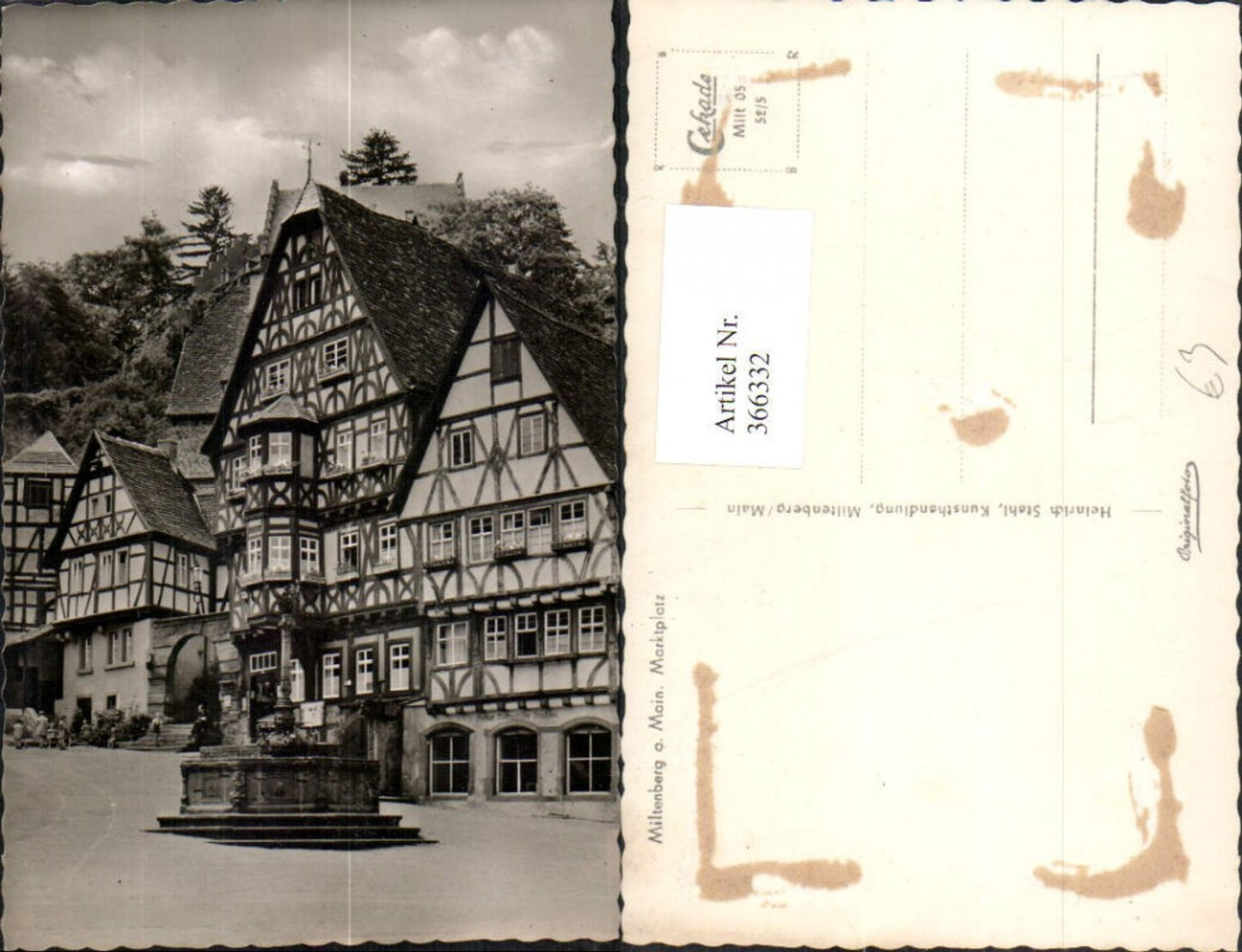 366332,Miltenberg am Main Marktplatz Brunnen Erker
