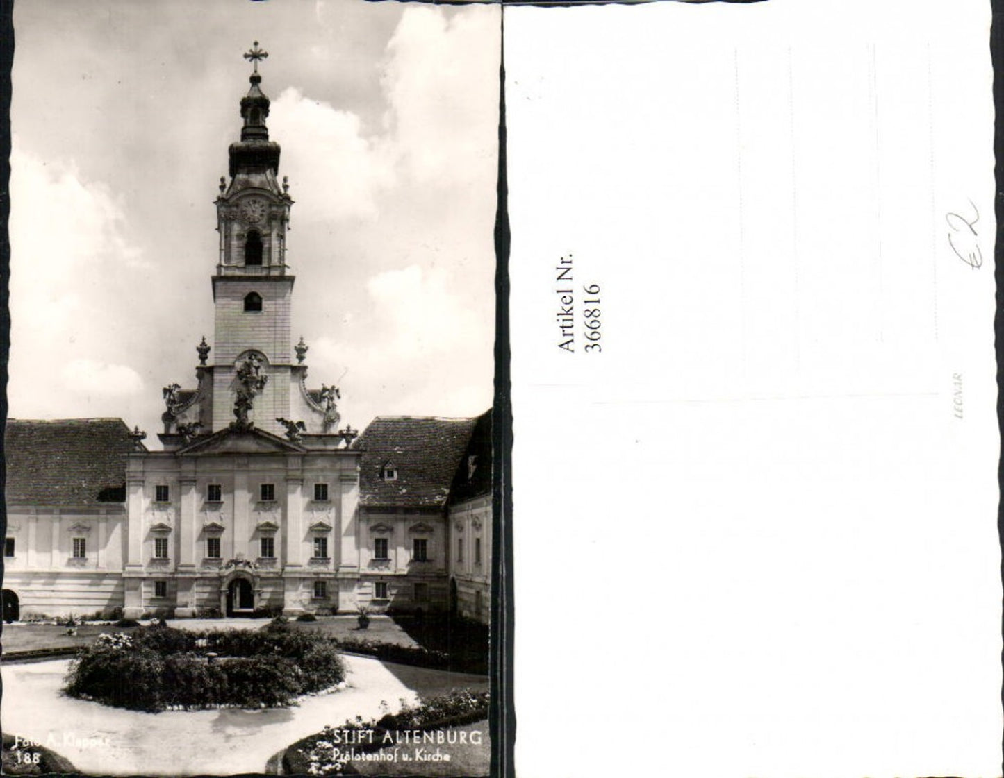 366816,Stift Altenburg b. Horn Prälatenhof u. Kirche