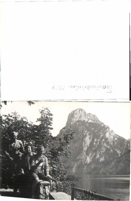 66555, Photo from Traunkirchen near Traunstein, people, 1954