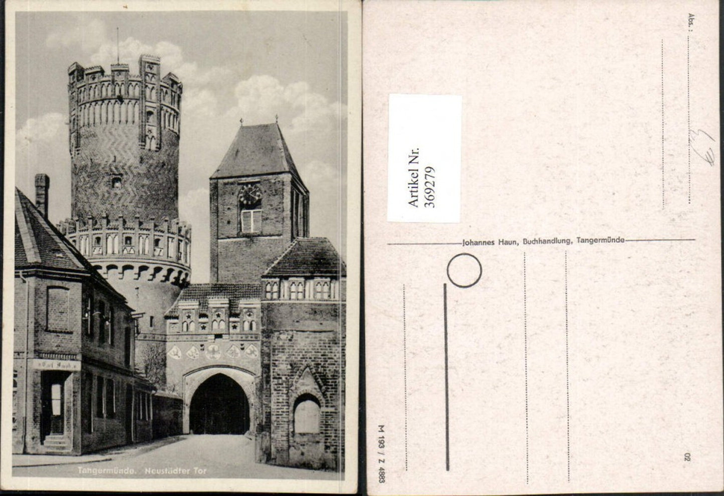 369279,Tangermünde Neustädter Tor Straßenansicht Turm