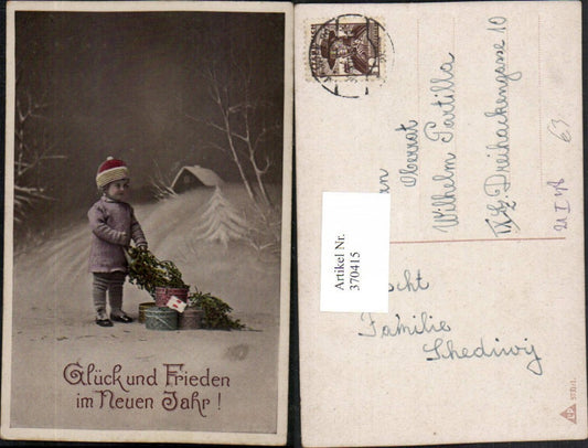 370415,Neujahr Winterlandschaft Kind m. Haube Geschenke