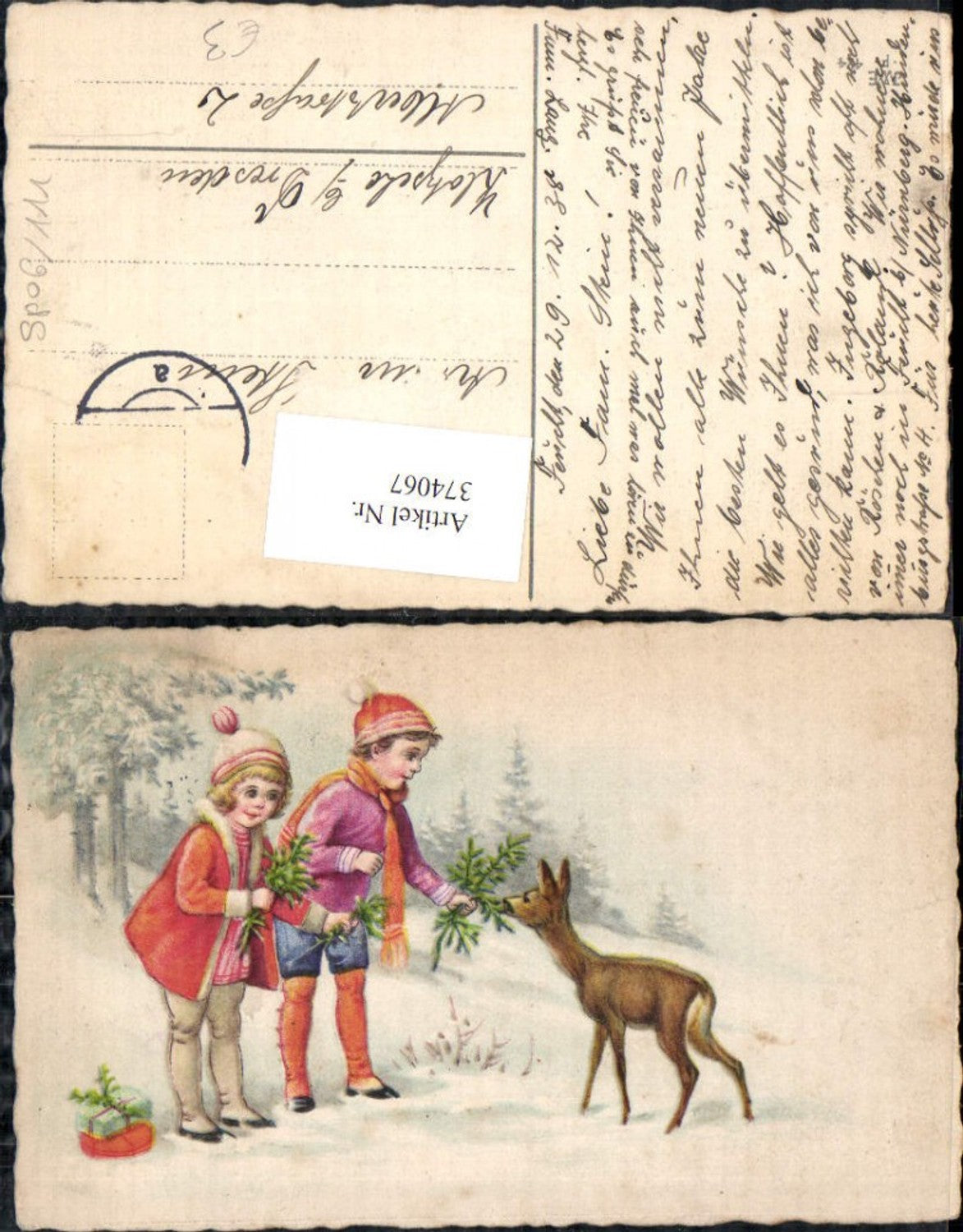 374067,Künstler Ak Kinder füttern Reh Winterlandschaft Pakete Weihnachten