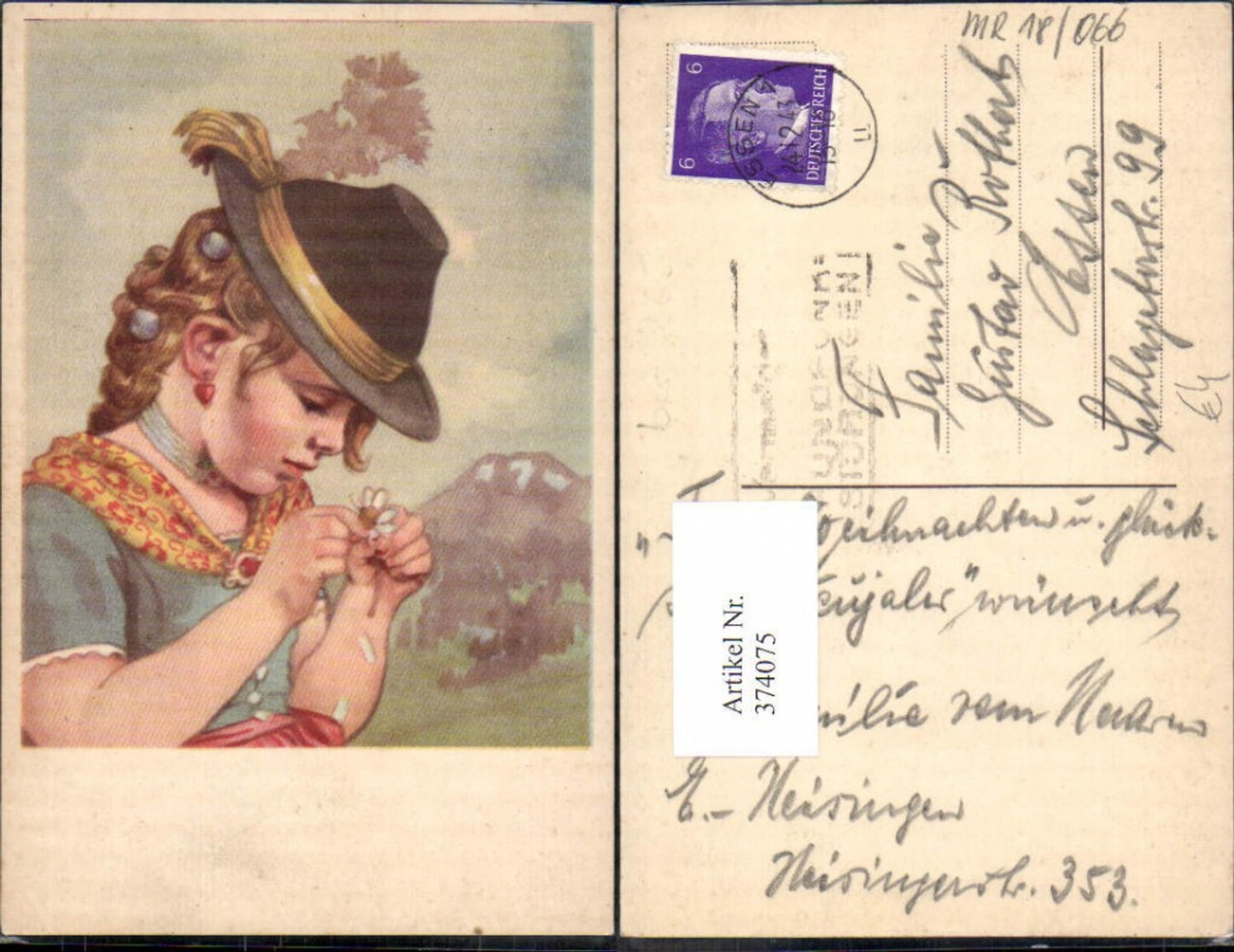 374075,Künstler Ak Kind Mädchen Hut Tracht m. Blume Bergkulisse Er liebt mich er liebt mich nicht
