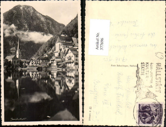 377696,Hallstatt Teilansicht Kirche Bergkulisse