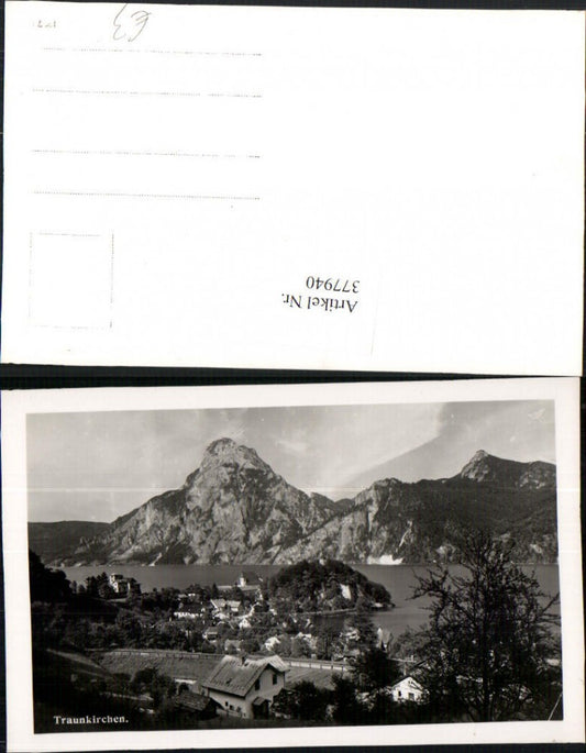 377940,Traunkirchen Totale m. Traunstein Bergkulisse
