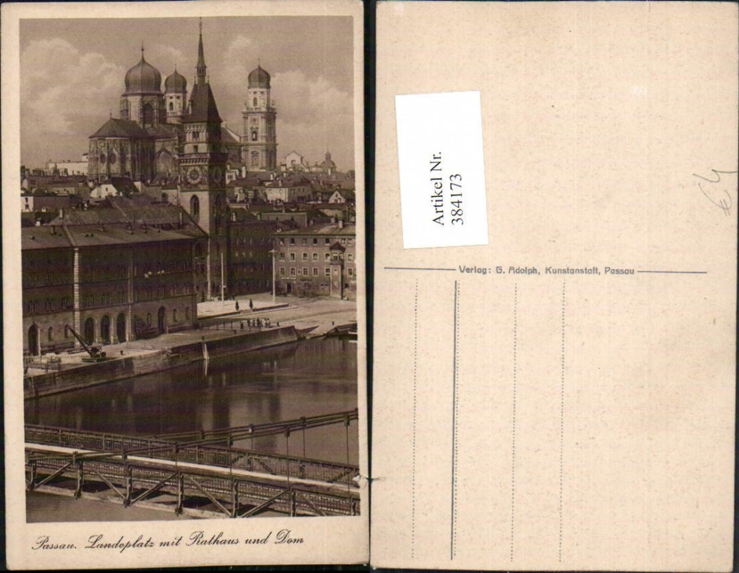 384173,Passau Landeplatz m. Rathaus u. Dom Kirche