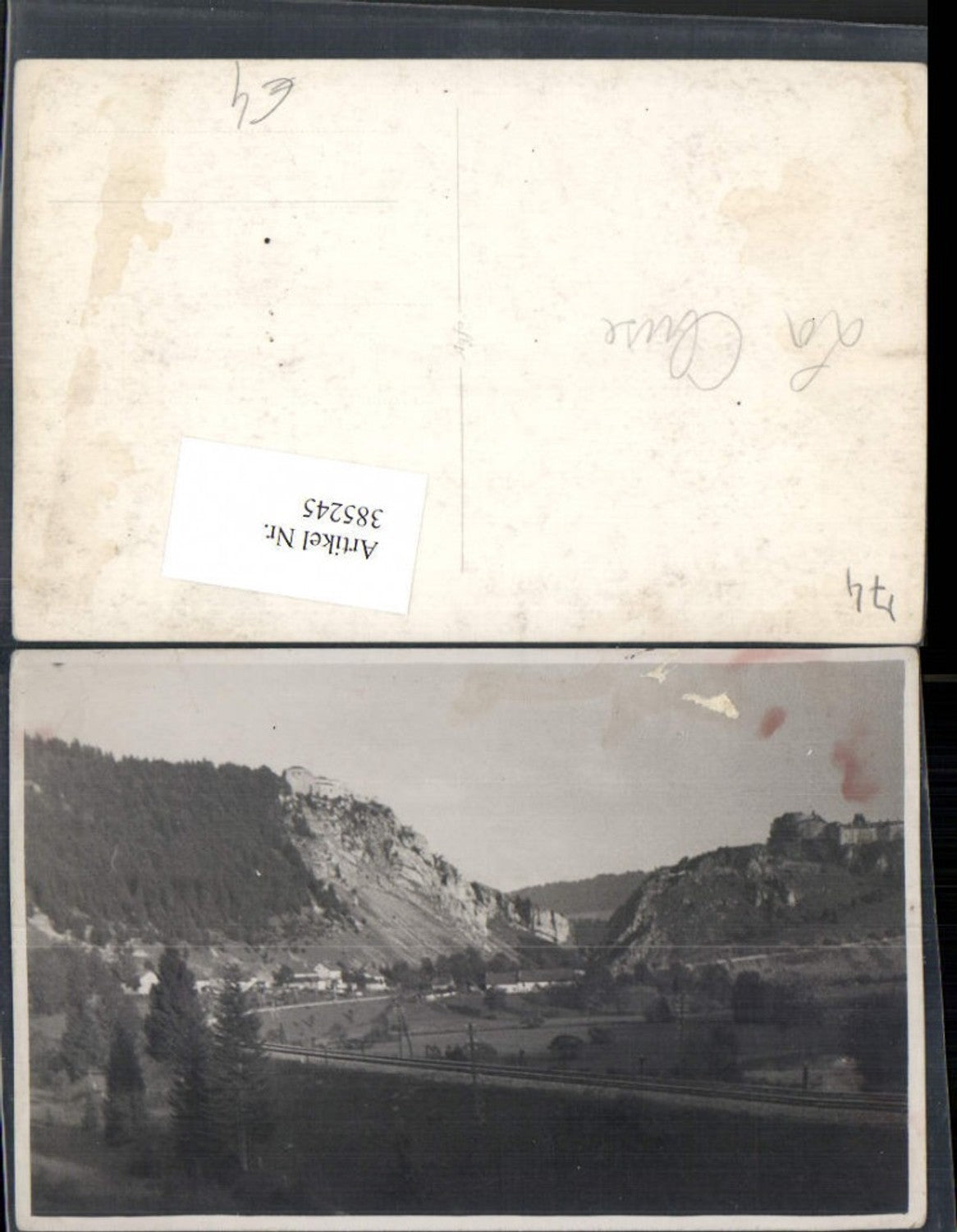 385245,Foto AK Franche-Comte Doubs La Cluse-et-Mijoux Teilansicht m. Burg Schloss